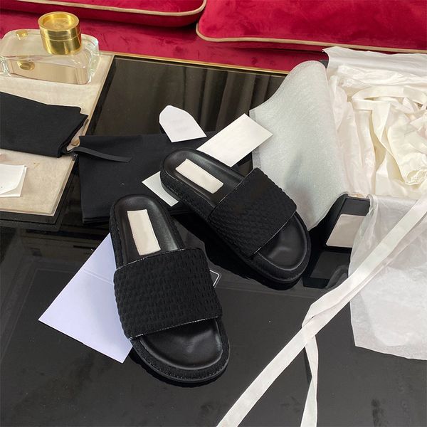 designer slide leather sandals capital letter woman slippers exclusive rubber outsole yellow grreen platform heel 2023 designers flat womans, Black
designer slide leather sandals capital letter woman slippers exclusive rubber outsole yellow grreen platform heel 2023 designers flat womans, Black