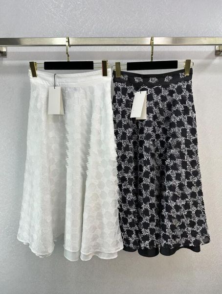 women's temperament large hemline half skirt fabric lightweight and breathable, super praise for age reducing girls, perfect for versat, Black
women's temperament large hemline half skirt fabric lightweight and breathable, super praise for age reducing girls, perfect for versat, Black