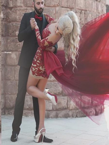 black girl short prom dresses 2016 wine red crew neckline with illusion long sleeves and flying tulle skirt couples fashion5173487
black girl short prom dresses 2016 wine red crew neckline with illusion long sleeves and flying tulle skirt couples fashion5173487