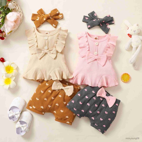 clothing sets baby girl solid color sleeveless natural button-down jacket love print shorts suit, White
clothing sets baby girl solid color sleeveless natural button-down jacket love print shorts suit, White