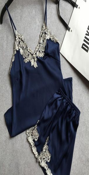 ladies silk satin pajama set lace pyjama set sleeveless pijama set vneck sleepwear summer home wear sleep wear for women7426555, Red;black
ladies silk satin pajama set lace pyjama set sleeveless pijama set vneck sleepwear summer home wear sleep wear for women7426555, Red;black