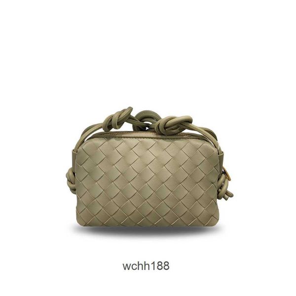 shoulder 2023 designer bag bottegas crossbody evening bags girl loop one square woven cloud women's fashion handheld classic colors 2se 
shoulder 2023 designer bag bottegas crossbody evening bags girl loop one square woven cloud women's fashion handheld classic colors 2se