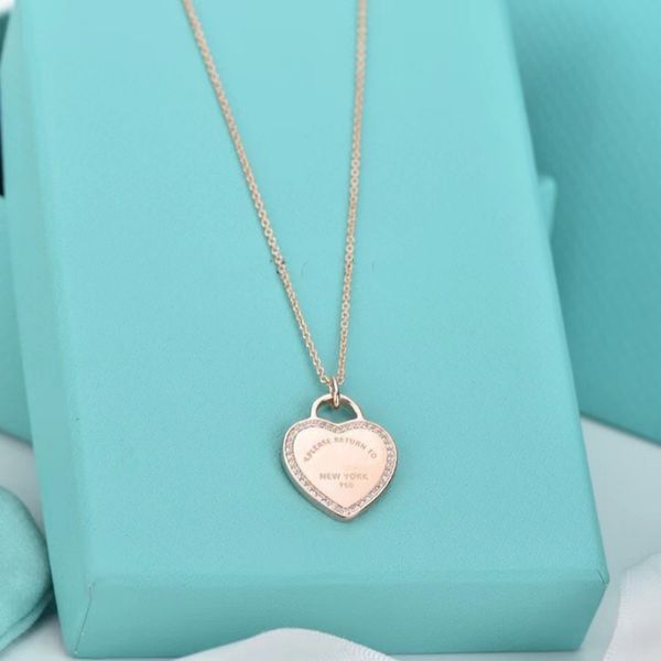women's heart shaped necklace classic love diamond necklace women's design pendant holiday gift 18k gold jewelry factory with box, Golden;silver
women's heart shaped necklace classic love diamond necklace women's design pendant holiday gift 18k gold jewelry factory with box, Golden;silver
