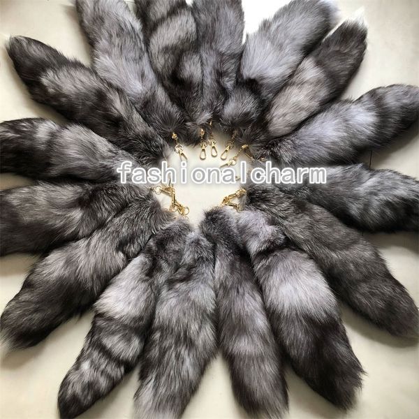 wholesale 50pcs/lot 40cm/16" real silver blue fox fur tail keychain cosplay toy bag charm pendant
wholesale 50pcs/lot 40cm/16" real silver blue fox fur tail keychain cosplay toy bag charm pendant