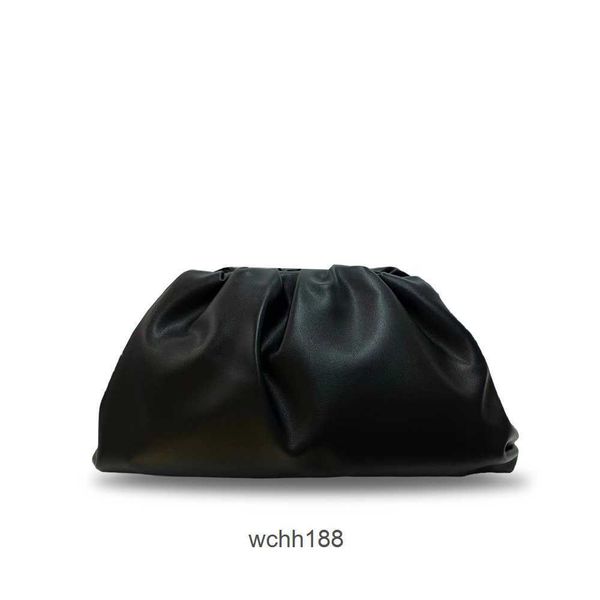 cross pouch bag cloud bottegas one evening folded bags large 2023 leather designer shoulder girl dumpling spring/summer dade clip handheld f
cross pouch bag cloud bottegas one evening folded bags large 2023 leather designer shoulder girl dumpling spring/summer dade clip handheld f