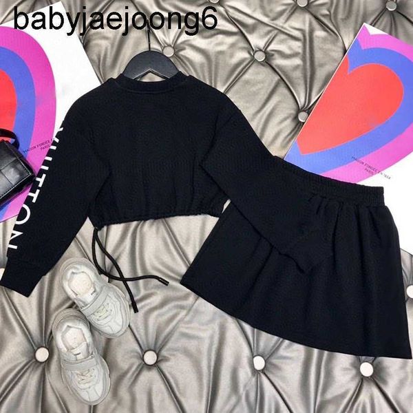 luxury designer fashion clothing sets girls cotton t shirt two piece brand children puff sleeve dress shirts tshirt suits black white baby c
luxury designer fashion clothing sets girls cotton t shirt two piece brand children puff sleeve dress shirts tshirt suits black white baby c
