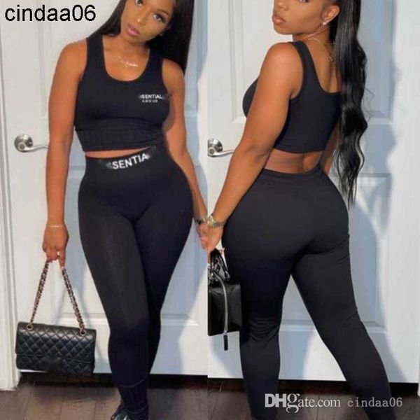 2023 new running fitness womens tracksuits tight elastic yoga sports pit stripe print letter two piece pants set, Gray
2023 new running fitness womens tracksuits tight elastic yoga sports pit stripe print letter two piece pants set, Gray