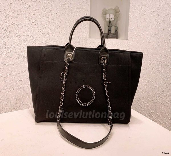 handbag women's designer bag large capacity luxury cross shoulder leather bags famous women's coin wallet gold chain casual square
handbag women's designer bag large capacity luxury cross shoulder leather bags famous women's coin wallet gold chain casual square