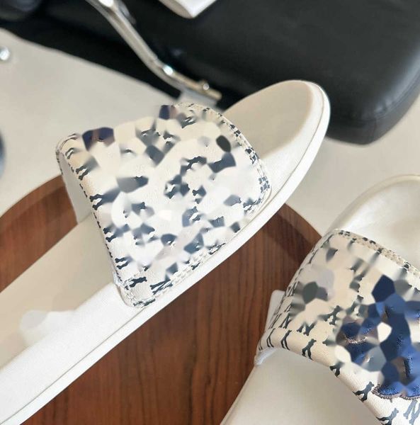 summer new fashion classic old flower series letter printing casual trend slippers 389, Black
summer new fashion classic old flower series letter printing casual trend slippers 389, Black