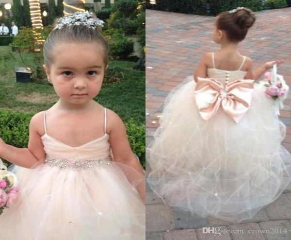 2022 pageant dresses for girls with bow spaghetti straps flower girl dresses white ivory champagne kids ball gowns wedding sash be9333285, White;red
2022 pageant dresses for girls with bow spaghetti straps flower girl dresses white ivory champagne kids ball gowns wedding sash be9333285, White;red