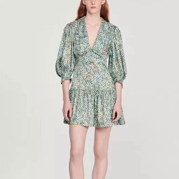 2023 designer summer dress french doll neck printed bubble sleeves mulberry silk short dress women's wear, Black;gray
2023 designer summer dress french doll neck printed bubble sleeves mulberry silk short dress women's wear, Black;gray