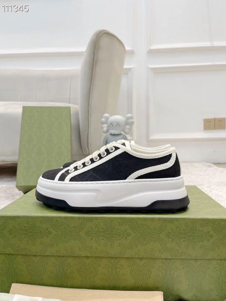 ggity luxury tennis 1977 black sneakers well embroidery luxurys designers womens shoe green and red web stripe rubber sole stretch cotton lo
ggity luxury tennis 1977 black sneakers well embroidery luxurys designers womens shoe green and red web stripe rubber sole stretch cotton lo