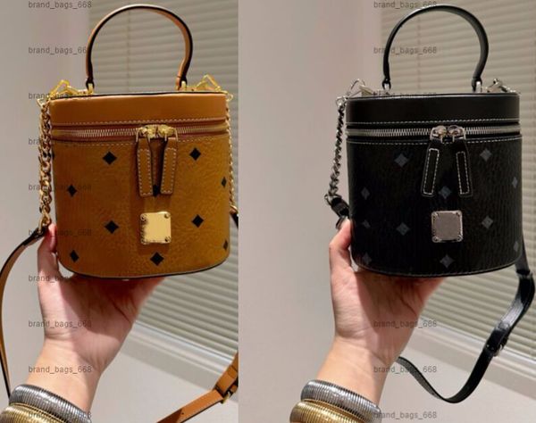 tote bag handbag fashion lady crossbody chain handbags women messenger fashion shoulder bags designers bag with dustbag
tote bag handbag fashion lady crossbody chain handbags women messenger fashion shoulder bags designers bag with dustbag