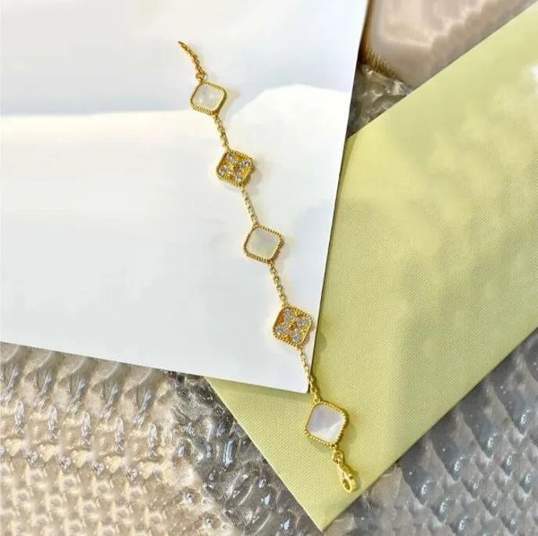 lucky flower bracelets designer 2023 luxury clover designer bracelet mother of pearl 18k gold brand love bangle charm bracelet diamond jewel, Golden;silver
lucky flower bracelets designer 2023 luxury clover designer bracelet mother of pearl 18k gold brand love bangle charm bracelet diamond jewel, Golden;silver