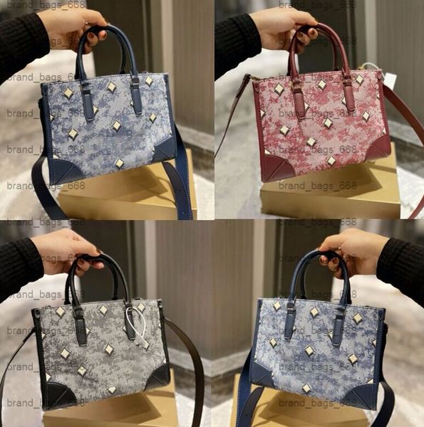 designer tote bags four seasons crossbody shopping bag designer purses and handbags lady leather shoulder bag for women gift 2023
designer tote bags four seasons crossbody shopping bag designer purses and handbags lady leather shoulder bag for women gift 2023