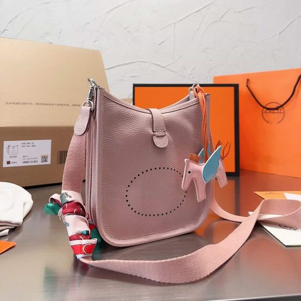 7a r bag womens mini evelyne genuine cowhide leather lady totes bag crossbody bag shoulder bags purse tote bag messenger wallet handbags wit
7a r bag womens mini evelyne genuine cowhide leather lady totes bag crossbody bag shoulder bags purse tote bag messenger wallet handbags wit