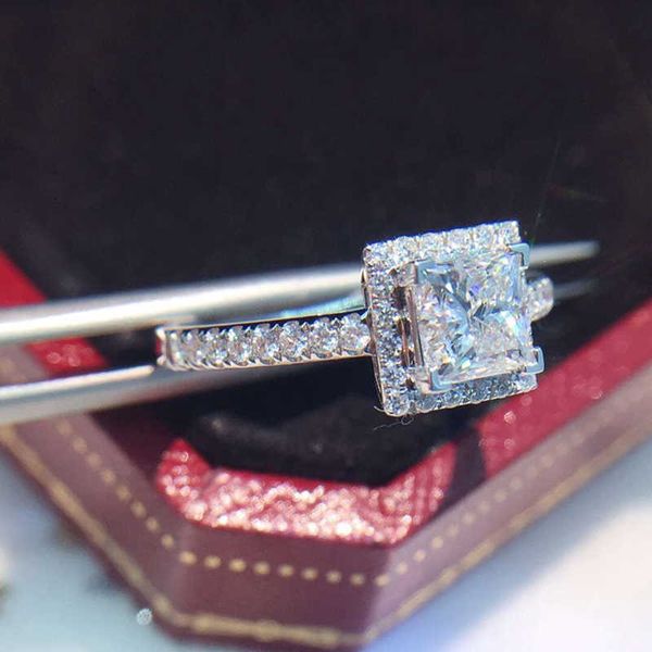 band rings huitan timeless styling women's rings with square cubic zirconia brilliant wedding engagement accessories jewelry aa230530, Silver
band rings huitan timeless styling women's rings with square cubic zirconia brilliant wedding engagement accessories jewelry aa230530, Silver
