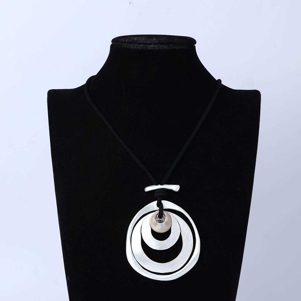 jewelry necklace versatile contrast color geometric oval metal pendant women's sweater chain, Black
jewelry necklace versatile contrast color geometric oval metal pendant women's sweater chain, Black