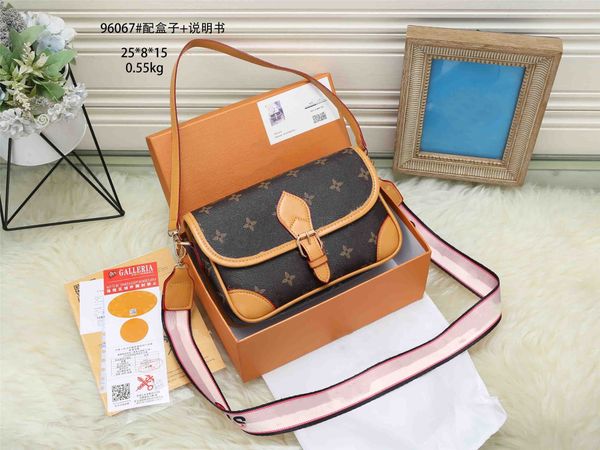 ophidia vintage woman underarm bag quality luxurys shoulder bags designers totes lady letter handbags purse with box
ophidia vintage woman underarm bag quality luxurys shoulder bags designers totes lady letter handbags purse with box