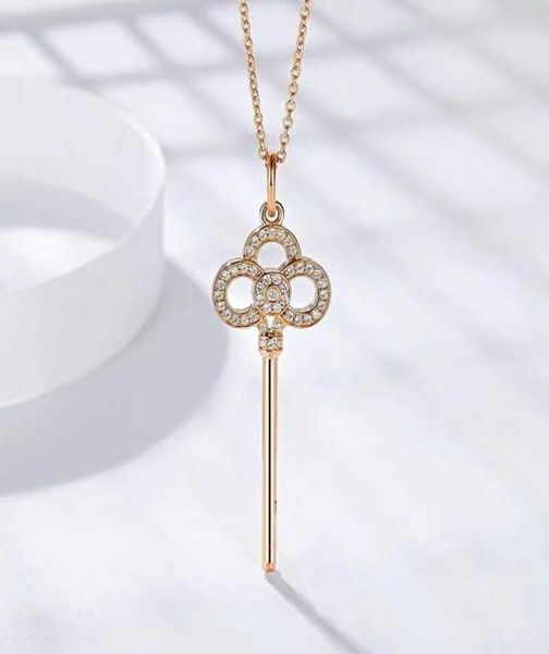 fashion key pendant with diamond sliding petal necklace luxury gift original packaging8622540, Silver
fashion key pendant with diamond sliding petal necklace luxury gift original packaging8622540, Silver