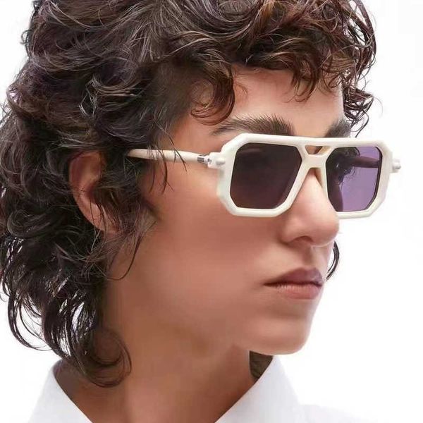 Designer Kuboraum top sunglasses same German street photo double beam pilot plate eyeglass frame P8 personality myopia glasses with box with logo box
Designer Kuboraum top sunglasses same German street photo double beam pilot plate eyeglass frame P8 personality myopia glasses with box with logo box