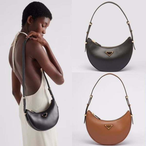 2023 new designer bag women's underarm bag handbag classic design crescent bag outgoing small bag fashion small bag one shoulder
2023 new designer bag women's underarm bag handbag classic design crescent bag outgoing small bag fashion small bag one shoulder