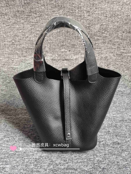 designer handbag picotin lock cargo h family vegetable basket mini bride bag togo cowhide honey wax line portable crossbody bucket bag lock
designer handbag picotin lock cargo h family vegetable basket mini bride bag togo cowhide honey wax line portable crossbody bucket bag lock
