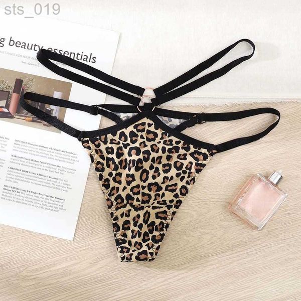 briefs panties thin belt leopard panties solid color g string ice silk thong lady lingerie briefs j230530, Red;black
briefs panties thin belt leopard panties solid color g string ice silk thong lady lingerie briefs j230530, Red;black