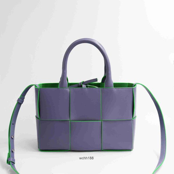 shoulder evening bottegas designer bags tote 2023 bag arco totes girl commuting woven handbag large capacity leather blocking grid messenger
shoulder evening bottegas designer bags tote 2023 bag arco totes girl commuting woven handbag large capacity leather blocking grid messenger