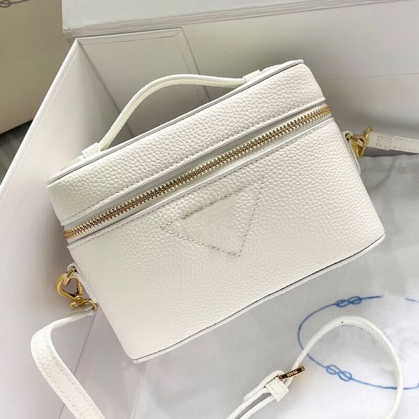 sheepskin box bag women shoulder bags lady handbag genuine leather fashion metal letter detachable and adjustable shoulder strap zipper open
sheepskin box bag women shoulder bags lady handbag genuine leather fashion metal letter detachable and adjustable shoulder strap zipper open