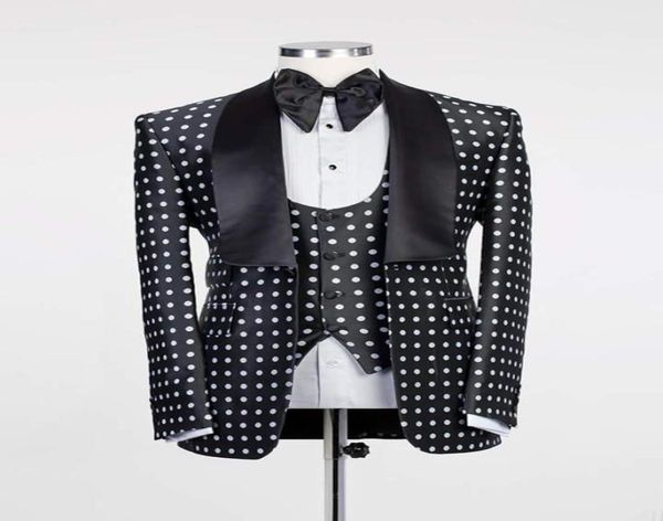 customize groom tuxedos groomsmen shawl lapel vent slim suits fit man suit weddingmen039s suits bridegroom jacketpants3936830, Black;gray
customize groom tuxedos groomsmen shawl lapel vent slim suits fit man suit weddingmen039s suits bridegroom jacketpants3936830, Black;gray