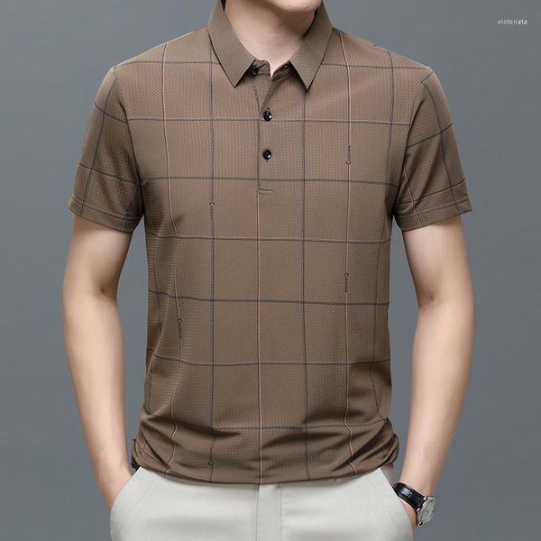 men's polos fashion brand polo shirt for men plaid short sleeve luxury style male casual korean soft cool clothes ropa de hombre 4b58o, White;black
men's polos fashion brand polo shirt for men plaid short sleeve luxury style male casual korean soft cool clothes ropa de hombre 4b58o, White;black