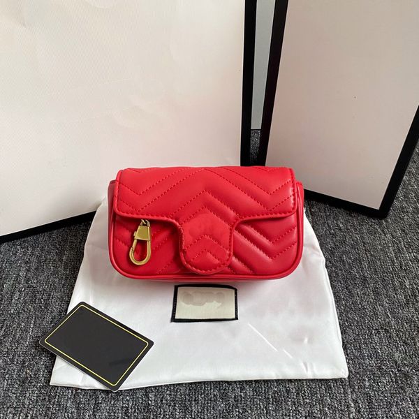 2023 designer leather women's shoulder bag fashion handbag handbag women's wallet luxury handbag gold and silver button476433
2023 designer leather women's shoulder bag fashion handbag handbag women's wallet luxury handbag gold and silver button476433