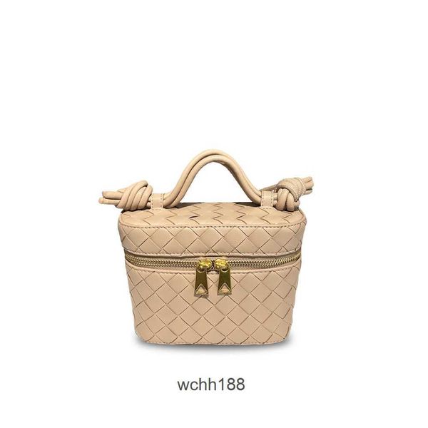 knot bags leather designer long 2023 cowhide bag tote bottegas strap evening woven girl fashion intrecciato makeup handheld shoulder crossbo
knot bags leather designer long 2023 cowhide bag tote bottegas strap evening woven girl fashion intrecciato makeup handheld shoulder crossbo