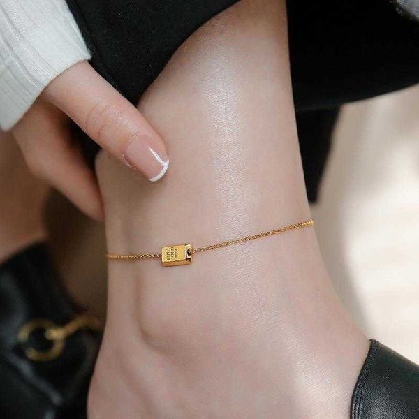 anklets stainless steel bullion bar anklet golden cube brick pendant anklet for women 18k gold color barefoot sandals jewelry gift aa230530, Red;blue
anklets stainless steel bullion bar anklet golden cube brick pendant anklet for women 18k gold color barefoot sandals jewelry gift aa230530, Red;blue