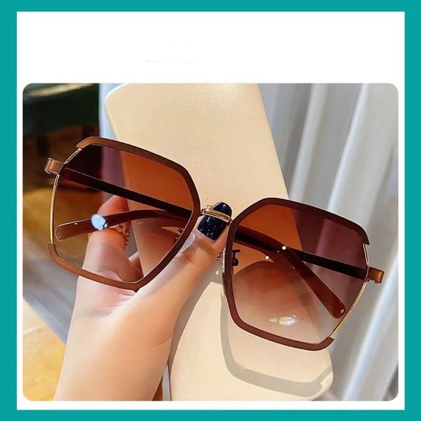 new women's high-end temperament glasses, women's high-end fashion sunglasses, White;black
new women's high-end temperament glasses, women's high-end fashion sunglasses, White;black