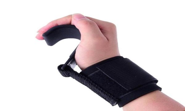 1 pair gym fitness weight lifting sports antiskid grip straps hook wristband45613949248415
1 pair gym fitness weight lifting sports antiskid grip straps hook wristband45613949248415