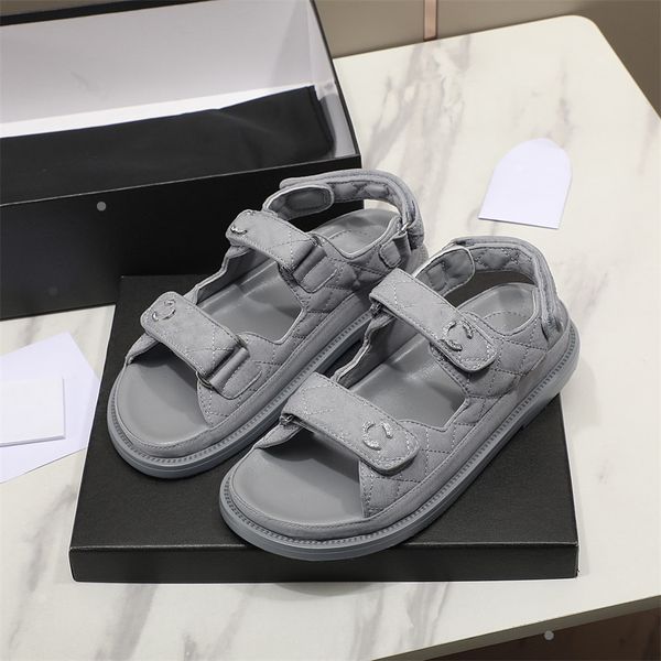 designer shoes cc summer beach sandals outdoor slides luxury slippers fashion sandal women laj5463
designer shoes cc summer beach sandals outdoor slides luxury slippers fashion sandal women laj5463