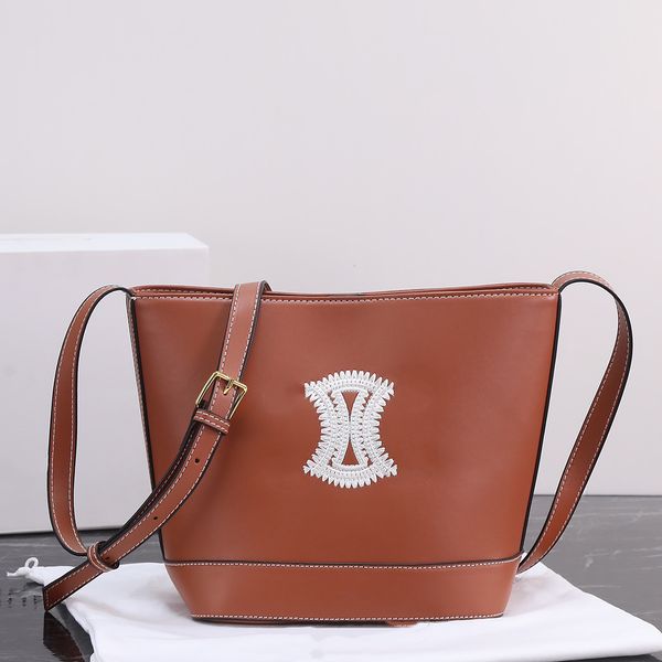 luxurys bucket bag designers evening bag cross body leather shoulder bags women simple and casual handbags fashion bao wallets storage bag
luxurys bucket bag designers evening bag cross body leather shoulder bags women simple and casual handbags fashion bao wallets storage bag