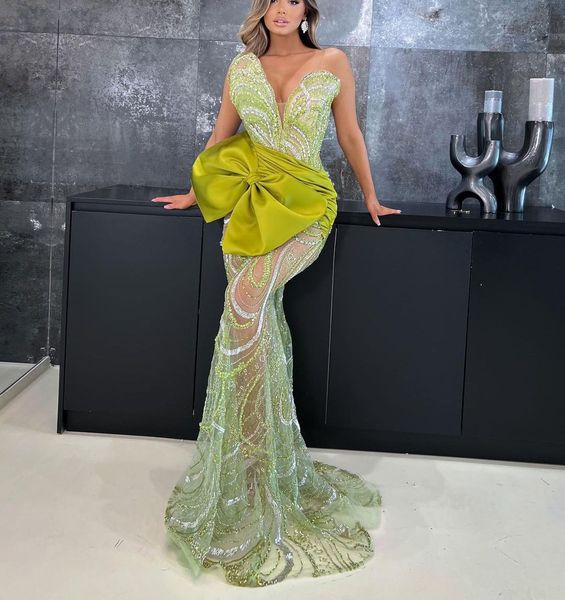 exquisite mermaid prom dresses sleeveless v neck appliques sequins beaded diamonds lace hollow floor length satin evening dress bridal gowns, Black
exquisite mermaid prom dresses sleeveless v neck appliques sequins beaded diamonds lace hollow floor length satin evening dress bridal gowns, Black