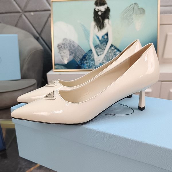 roman sandals spring and summer pointed toe leather luxury designer slim high heels womens shoes high-end and elegant commuting shoes sizes, Black
roman sandals spring and summer pointed toe leather luxury designer slim high heels womens shoes high-end and elegant commuting shoes sizes, Black