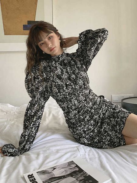 new hepburn style small floral dress women's long sleeve elegant dress for woman casual elegant short beach dress, Black;gray
new hepburn style small floral dress women's long sleeve elegant dress for woman casual elegant short beach dress, Black;gray