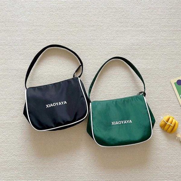 childrens bag boys trendy cool shoulder internet korean style girls hand kindergarten fashion all match coin purse, Red;black
childrens bag boys trendy cool shoulder internet korean style girls hand kindergarten fashion all match coin purse, Red;black