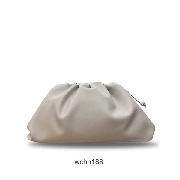 leather bag pouch bottegas dumpling evening bags shoulder 2023 large designer girl one spring/summer cross folded cloud dade clip handheld f
leather bag pouch bottegas dumpling evening bags shoulder 2023 large designer girl one spring/summer cross folded cloud dade clip handheld f