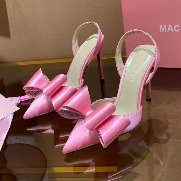 mach&mach satin sandals womens le cadeau crystal-embellished bow platform sandals chain decoration women high heeled luxury designers dinner, Black
mach&mach satin sandals womens le cadeau crystal-embellished bow platform sandals chain decoration women high heeled luxury designers dinner, Black