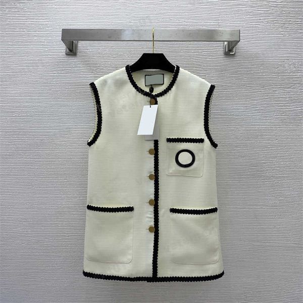 women vests sleeveless jacket outerwear contrasting tweed lace stitching fashion anchor gold button round neck vest jackets high-end quality, Black;white
women vests sleeveless jacket outerwear contrasting tweed lace stitching fashion anchor gold button round neck vest jackets high-end quality, Black;white