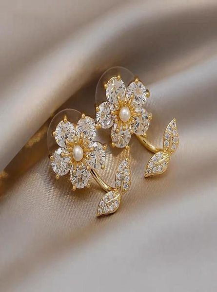 japan and south korea sweet diamond flower stud super fairy girl temperament small earrings new fashion allmatch ins earrings6853862, Golden;silver
japan and south korea sweet diamond flower stud super fairy girl temperament small earrings new fashion allmatch ins earrings6853862, Golden;silver