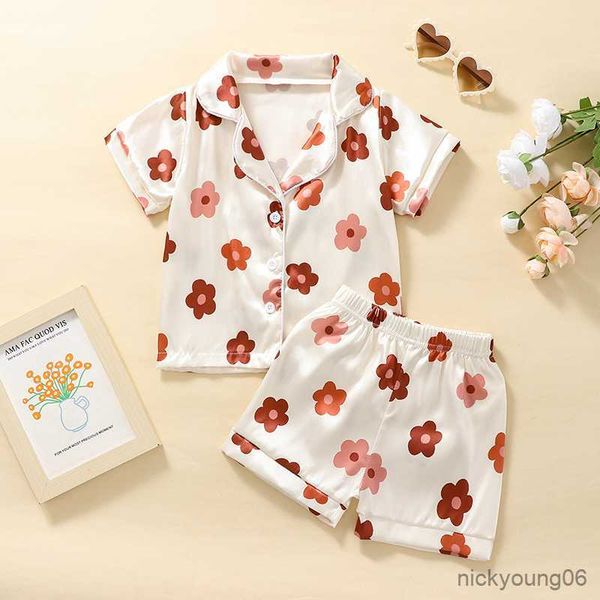 clothing sets 1-7 years baby kids girls casual pajama suit floral print short sleeve front pocket lapel and pants, White
clothing sets 1-7 years baby kids girls casual pajama suit floral print short sleeve front pocket lapel and pants, White