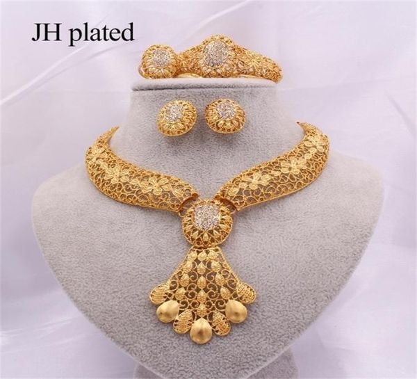 jewellery african luxury gold jewelry ethiopia dubai wedding party gift for women bridal necklace bracelet earrings ring set 201222576539, Slivery;crystal
jewellery african luxury gold jewelry ethiopia dubai wedding party gift for women bridal necklace bracelet earrings ring set 201222576539, Slivery;crystal