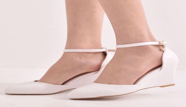 sandals women 2021 wedding dress formal party shoes for woman white wedges ankle strap high heels sandals mujer2000832, Black
sandals women 2021 wedding dress formal party shoes for woman white wedges ankle strap high heels sandals mujer2000832, Black